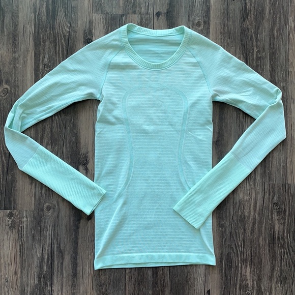 lululemon athletica Tops - Lululemon Swiftly Tech Long Sleeve